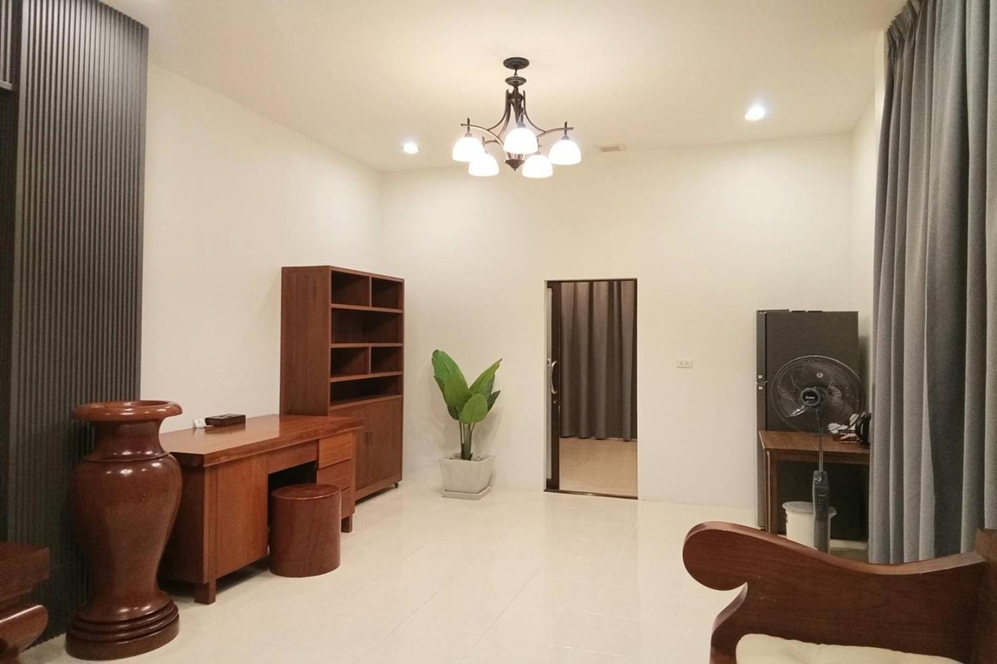 Sanaepatan Home Resort - เสน่ห์ป่าตาล โฮม รีสอร์ต Ban Buak Khang Dış mekan fotoğraf