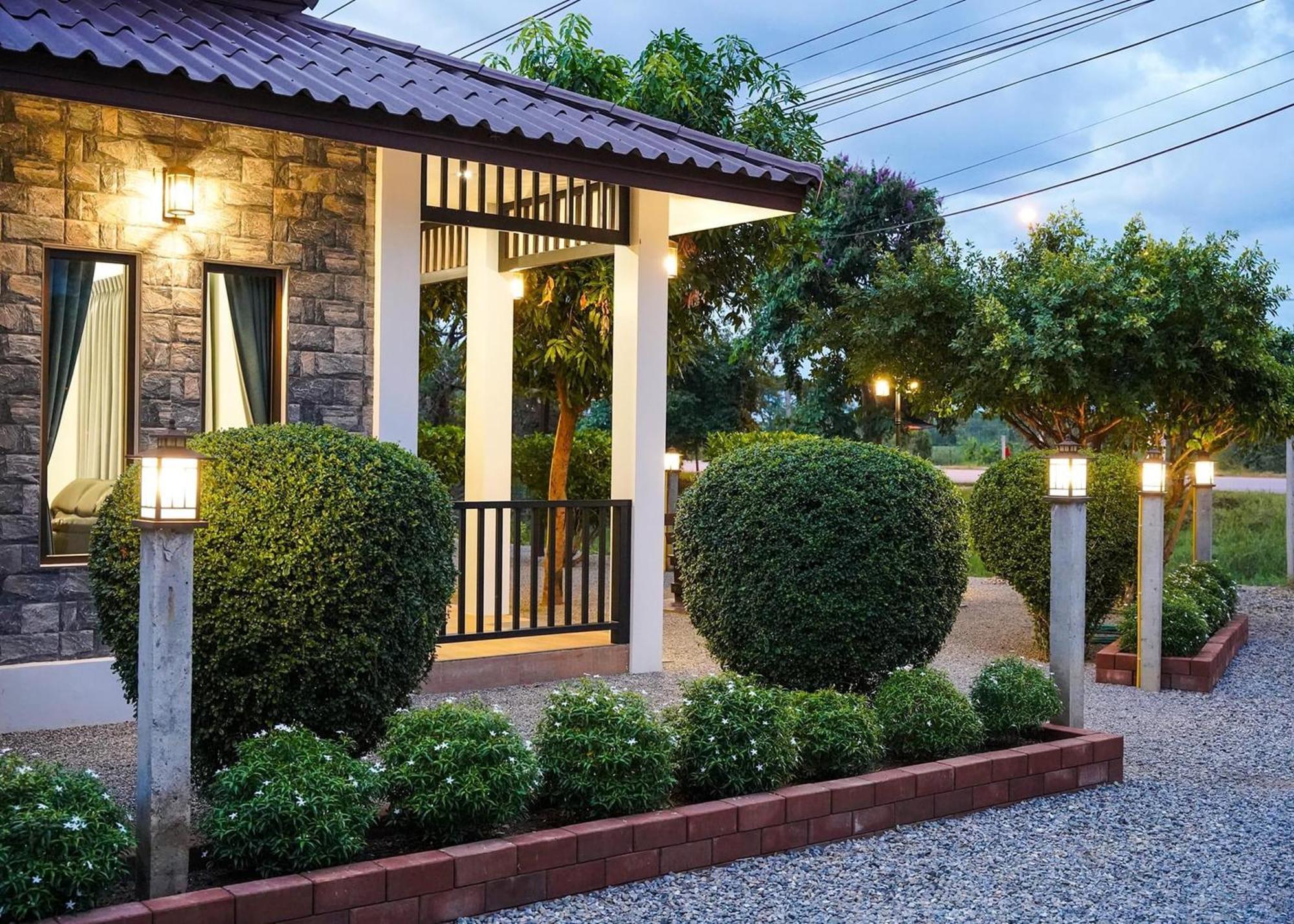 Sanaepatan Home Resort - เสน่ห์ป่าตาล โฮม รีสอร์ต Ban Buak Khang Dış mekan fotoğraf