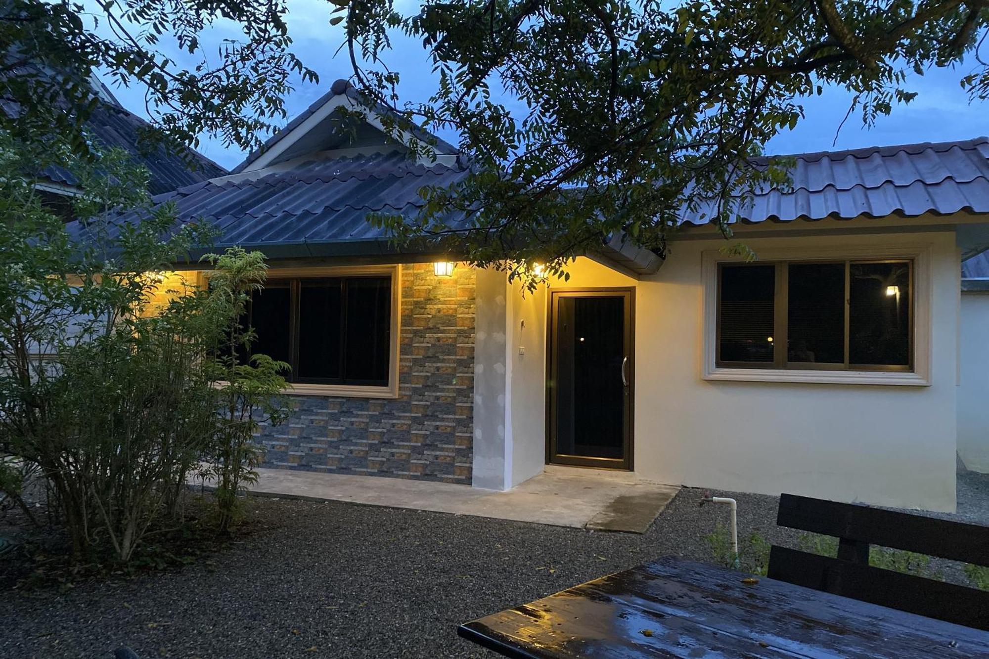 Sanaepatan Home Resort - เสน่ห์ป่าตาล โฮม รีสอร์ต Ban Buak Khang Dış mekan fotoğraf